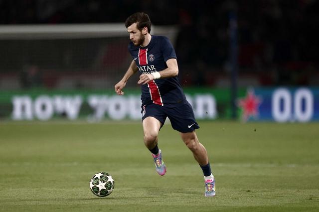 Kvaratskhelia genius helps give PSG Champions League edge against Villa